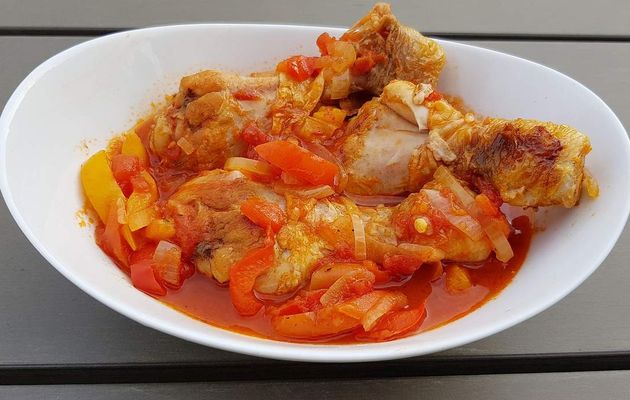 Pilons de poulet à la basquaise