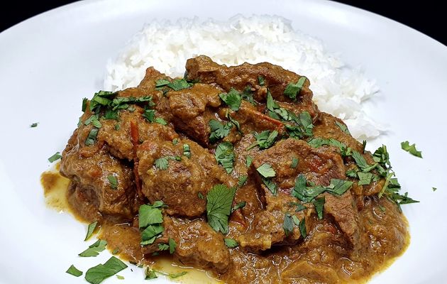 Curry d'agneau au lait de coco