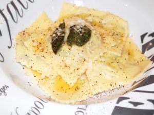 Raviolis au beurre de sauge