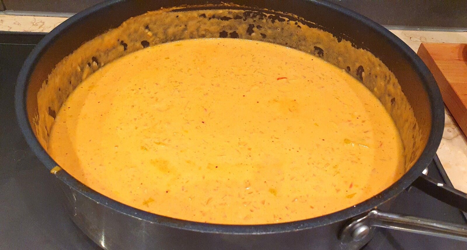 Pâtes aux crevettes, sauce crème et piment