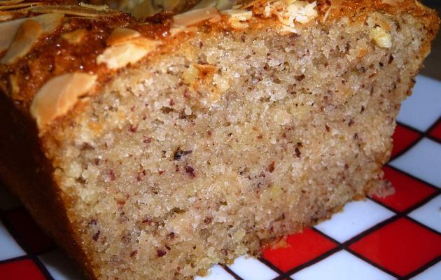 Cake financier aux amandes et noisettes