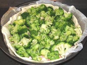 Quiche au saumon et brocoli