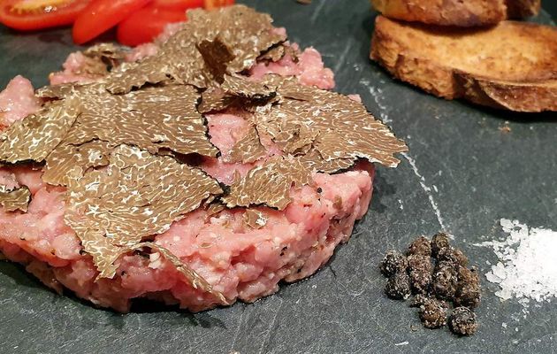 Tartare de veau à la truffe