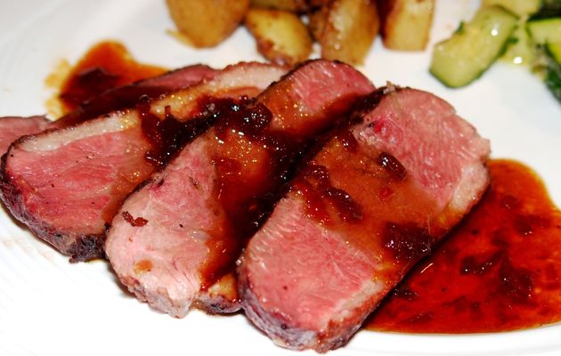 Magrets de canard sauce au vinaigre de framboise