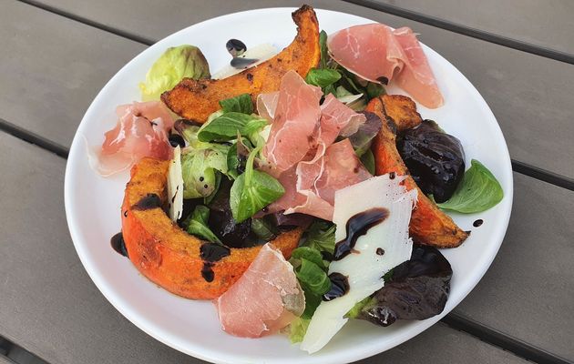 Salade de potimarron, jambon cru et parmesan