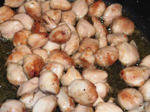 Cassolette de sot-l'y-laisse et langoustines